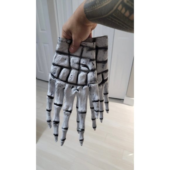 Jack Skellington Nightmare Before Christmas Costume - Picture 4 of 8